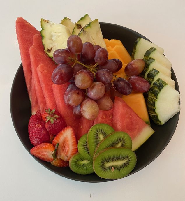 Seasonal Fresh Fruit Bowl